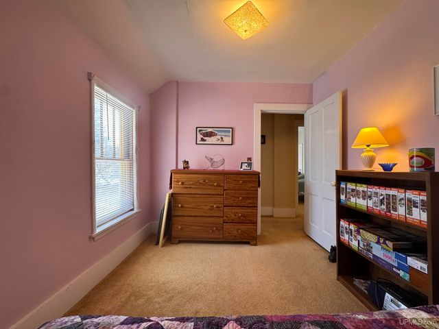 308 W Ayer Street, Ironwood, MI 49938