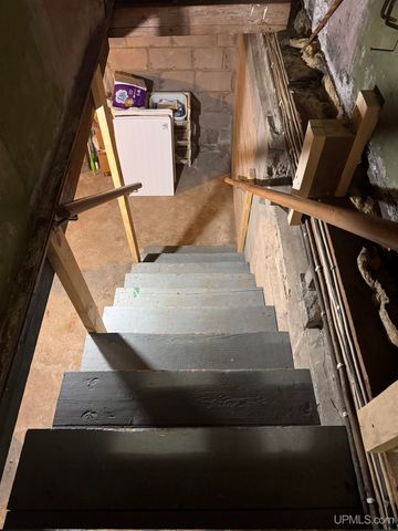 308 W Ayer Street, Ironwood, MI 49938