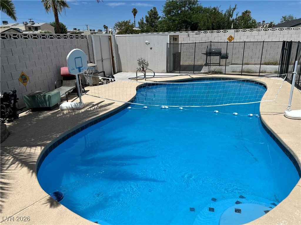 Image 3 of property listing at 4676 Tamalpias Avenue, Las Vegas, NV 89120