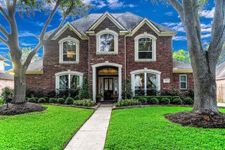 926 Burchton Drive, Sugar Land, TX 77479