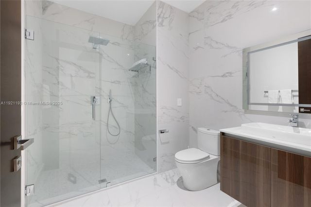 2420 SW 24th St, Miami, FL 33145