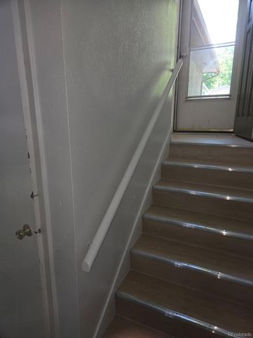 8618 W 62nd Place, Arvada, CO 80004