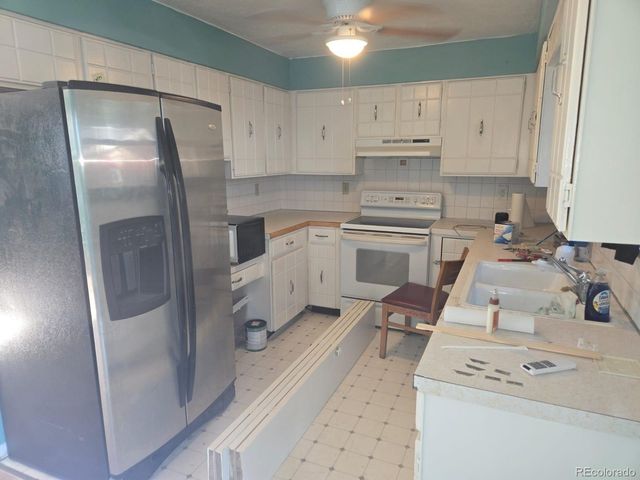 8618 W 62nd Place, Arvada, CO 80004