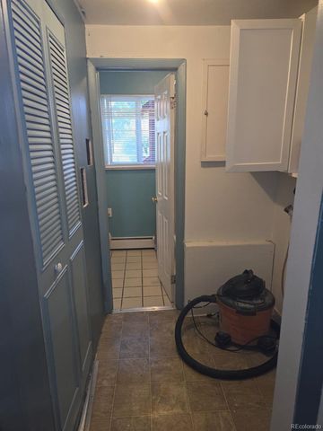 8618 W 62nd Place, Arvada, CO 80004