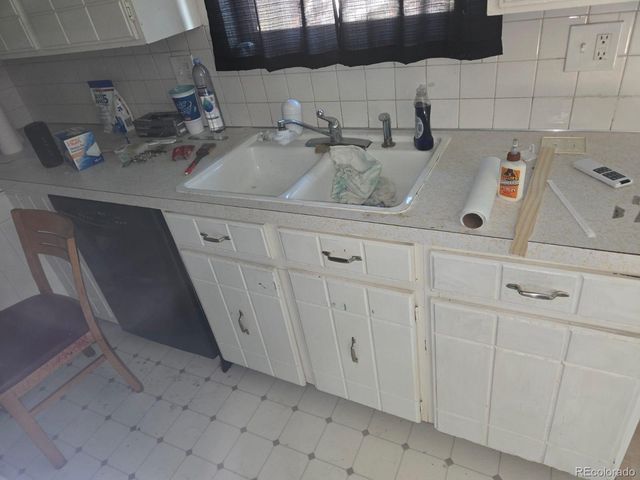 8618 W 62nd Place, Arvada, CO 80004