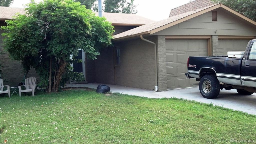 8618 W 62nd Place, Arvada, CO 80004