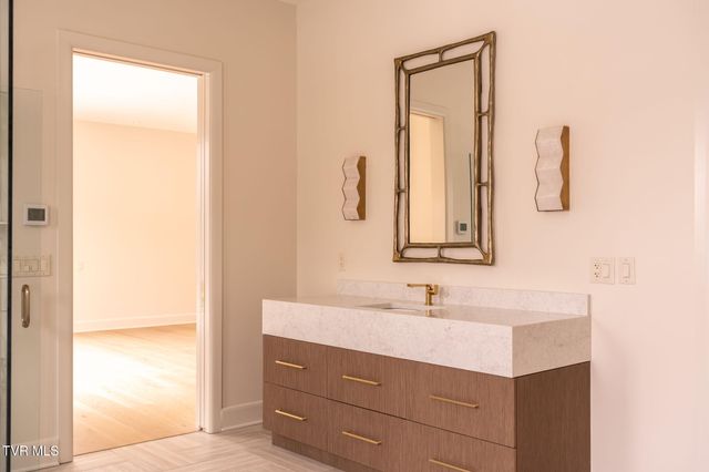 18213 Old Jonesboro Road, Abingdon, VA 24211