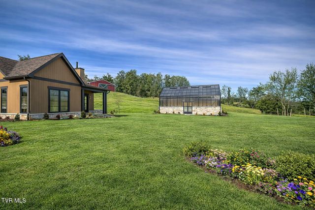 18213 Old Jonesboro Road, Abingdon, VA 24211