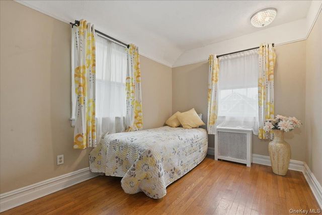 179 Locust Street, Floral Park, NY 11001