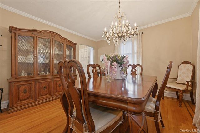 179 Locust Street, Floral Park, NY 11001