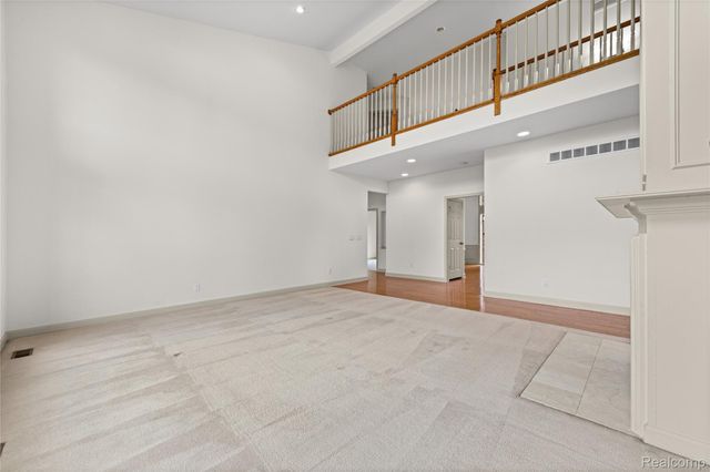 1885 Wyngate Drive, Troy, MI 48098