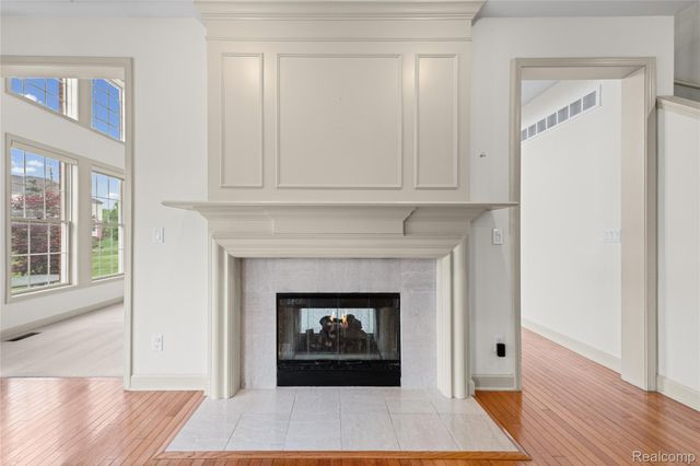 1885 Wyngate Drive, Troy, MI 48098
