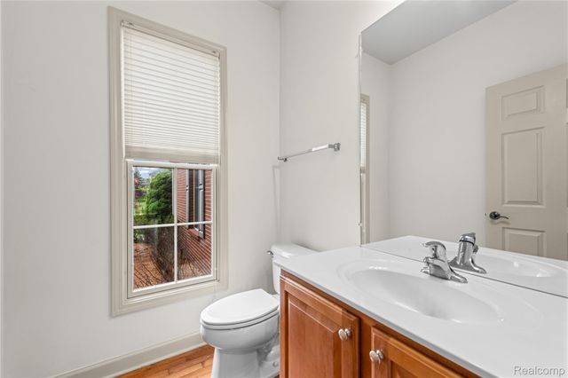 1885 Wyngate Drive, Troy, MI 48098