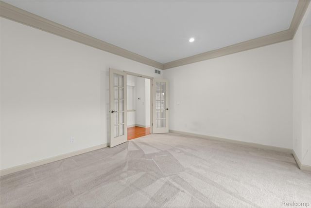 1885 Wyngate Drive, Troy, MI 48098