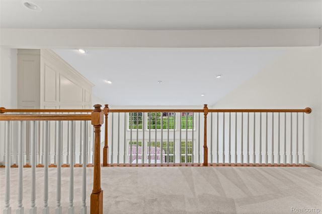 1885 Wyngate Drive, Troy, MI 48098