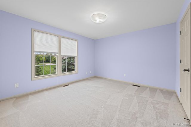1885 Wyngate Drive, Troy, MI 48098
