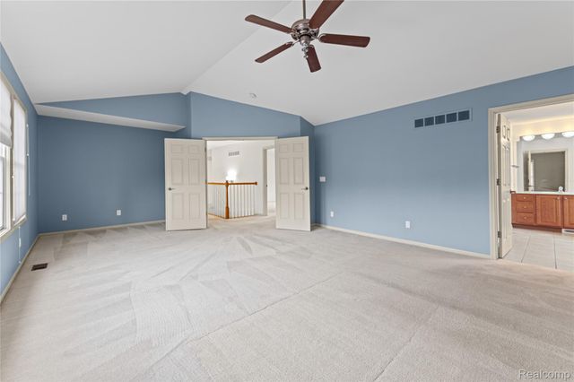1885 Wyngate Drive, Troy, MI 48098