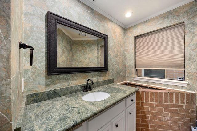 19806 Sunbridge Lane, Katy, TX 77094