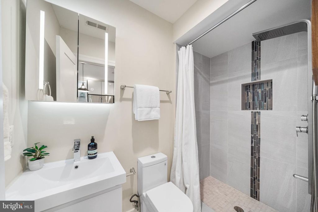 625 PARK RD NW #304, Washington, DC 20010