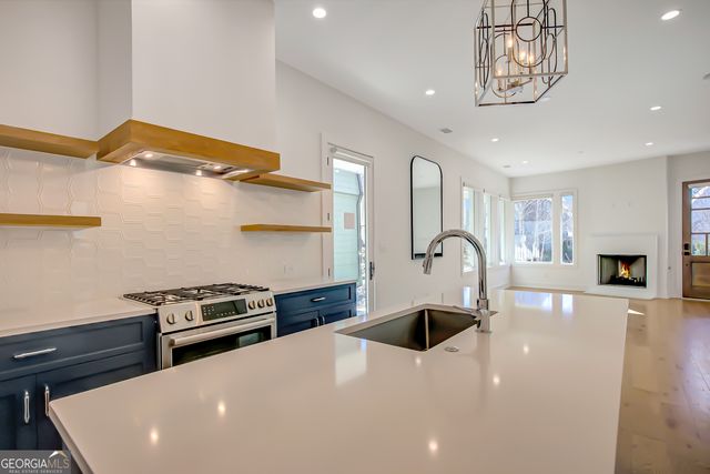 305 Breakspear Lane, Fayetteville, GA 30214