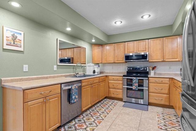 E8332 WEYAUWEGA ROAD, New London, WI 54961