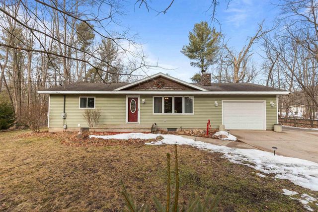 E8332 WEYAUWEGA ROAD, New London, WI 54961