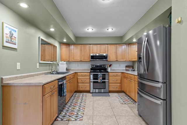 E8332 WEYAUWEGA ROAD, New London, WI 54961