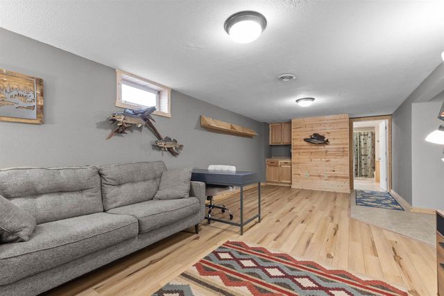 E8332 WEYAUWEGA ROAD, New London, WI 54961