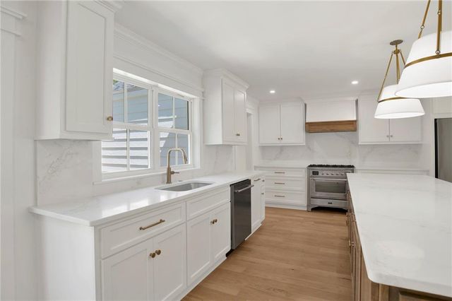 4543 Kingsway Drive, Mobile, AL 36608