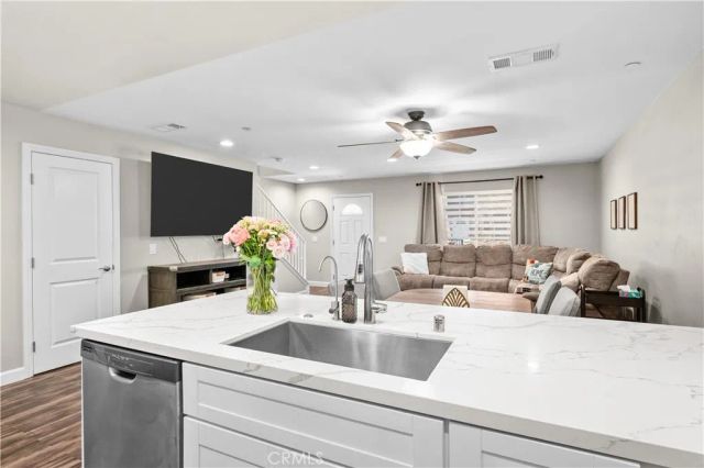 16408 Valencia, Fontana, CA 92335