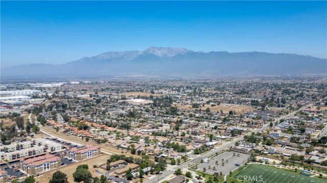 16408 Valencia, Fontana, CA 92335