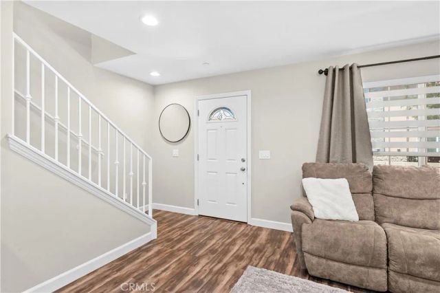 16408 Valencia, Fontana, CA 92335