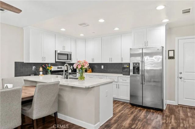 16408 Valencia, Fontana, CA 92335