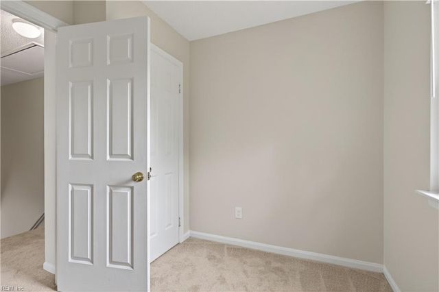 901 Seabreeze CT, Chesapeake, VA 23320