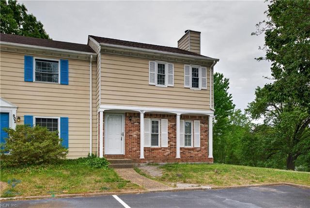 901 Seabreeze CT, Chesapeake, VA 23320