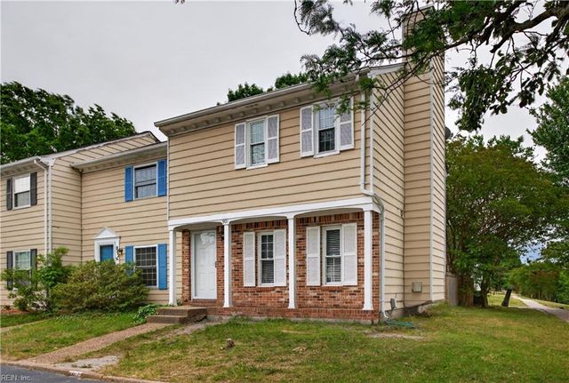 901 Seabreeze CT, Chesapeake, VA 23320