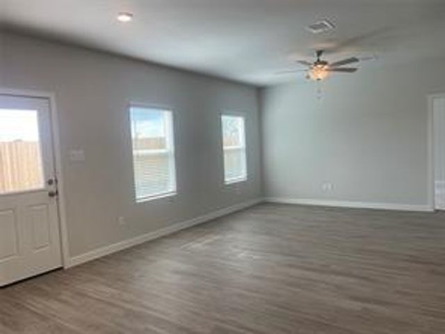 11885 Whirlaway, Willis, TX 77318