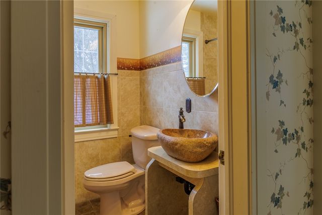 1029 Pittsford Victor Road, Perinton, NY 14534