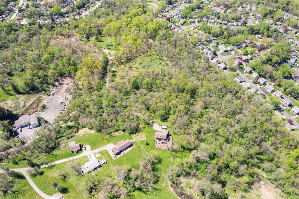 0 Park Dr, Penn Hills, PA 15235