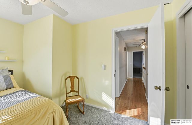 6738 S 81st Street, Ralston, NE 68127