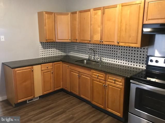 2305 E ANN ST, Philadelphia, PA 19134