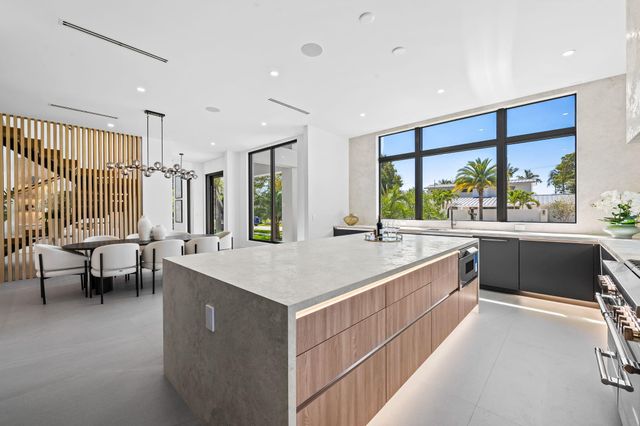 2625 NE 29th Court, Fort Lauderdale, FL 33306