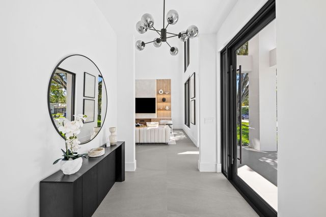 2625 NE 29th Court, Fort Lauderdale, FL 33306