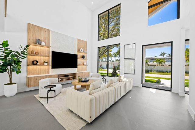 2625 NE 29th Court, Fort Lauderdale, FL 33306