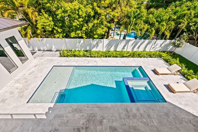 2625 NE 29th Court, Fort Lauderdale, FL 33306