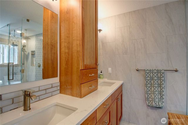 12270 Maple Crest Drive, Burlington, WA 98233