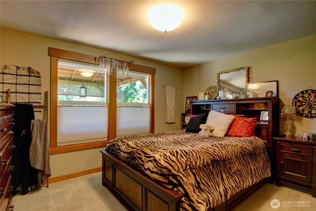 12270 Maple Crest Drive, Burlington, WA 98233