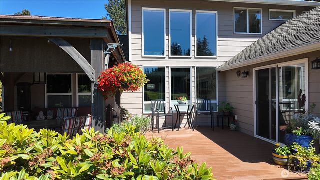 12270 Maple Crest Drive, Burlington, WA 98233