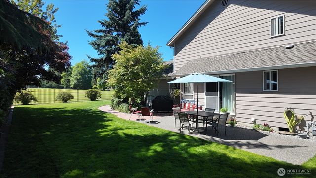 12270 Maple Crest Drive, Burlington, WA 98233
