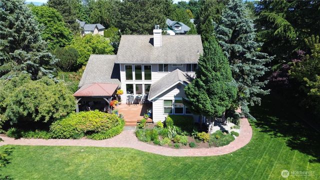12270 Maple Crest Drive, Burlington, WA 98233
